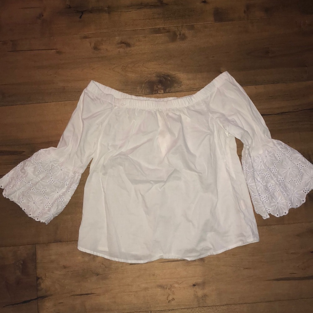 NWT White off the shoulder top lace bell sleeve